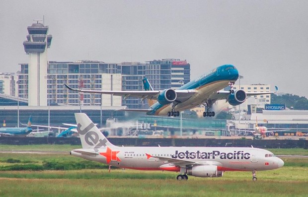 Vietnam Airlines et Jetstar Pacific ajustent leurs horaires en raison d'une tempete hinh anh 1