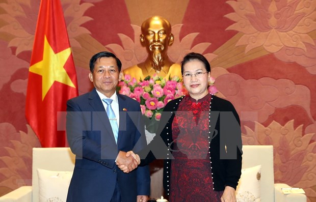 La presidente de l’AN recoit le chef d’etat-major general des forces armees birmanes hinh anh 1