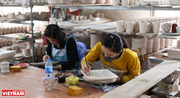 Escapade au village de la ceramique de Bat Trang hinh anh 1
