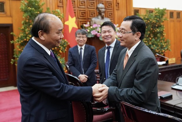 Le PM demande aux diplomates de promouvoir la cooperation economique hinh anh 1