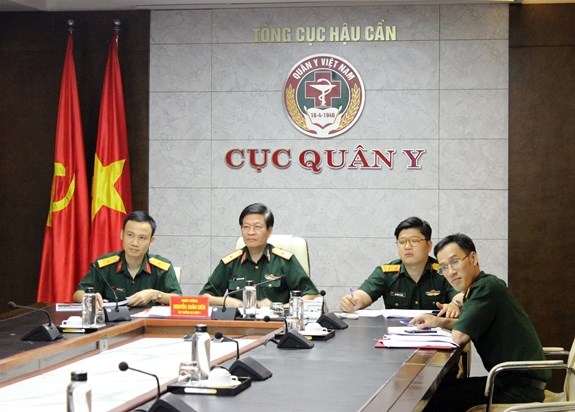 ASEAN : medecine militaire discute de la cooperation dans la lutte contre le COVID-19 hinh anh 1