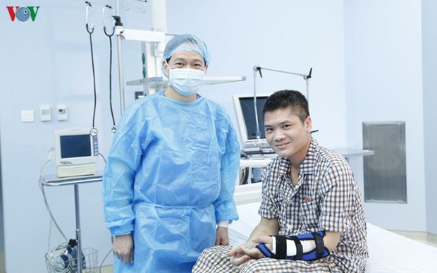 Chirurgie: le miracle nomme Nguyen The Hoang hinh anh 2