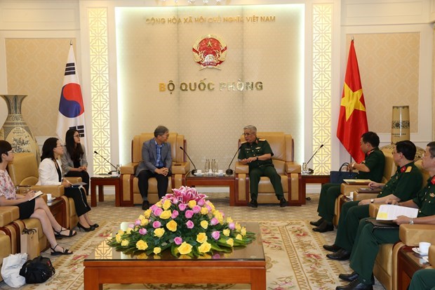 Le Vietnam souhaite plus de soutien sud-coreen a ses efforts de deminage hinh anh 1