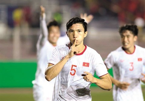Le foot vietnamien espere voir ses pepites evoluer en Europe hinh anh 1