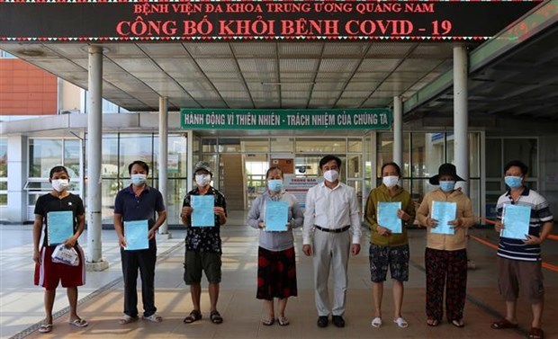 Coronavirus : 13 patients se retablissent a Quang Nam hinh anh 1