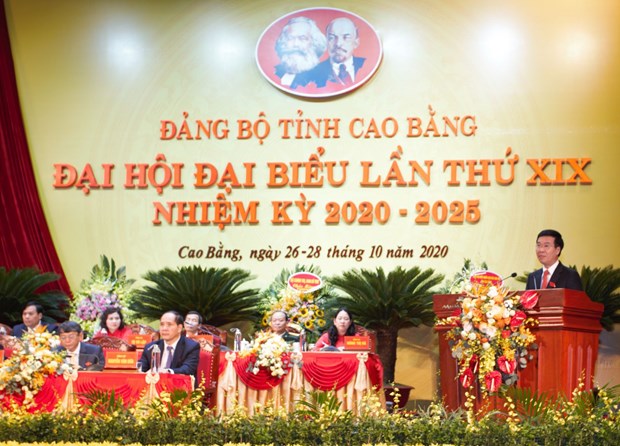 350 delegues au 19e Congres de l’organisation du Parti pour la province de Cao Bang hinh anh 1