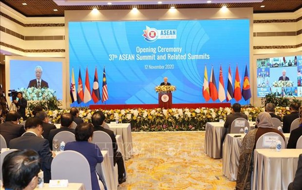 ASEAN 2020 : Dialogue et cooperation pour la paix, la stabilite et la securite regionales hinh anh 1