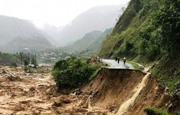 Poursuite des assistances aux localites touchees par les catastrophes naturelles hinh anh 1