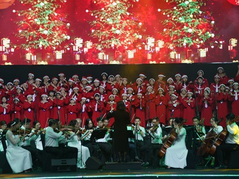 Christmas Gifts 2020: de l’amour dans l'air au Theatre Hoa Binh hinh anh 1