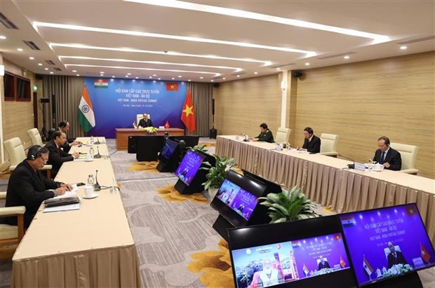 Les PM vietnamien et indien s’entretiennent en ligne hinh anh 2