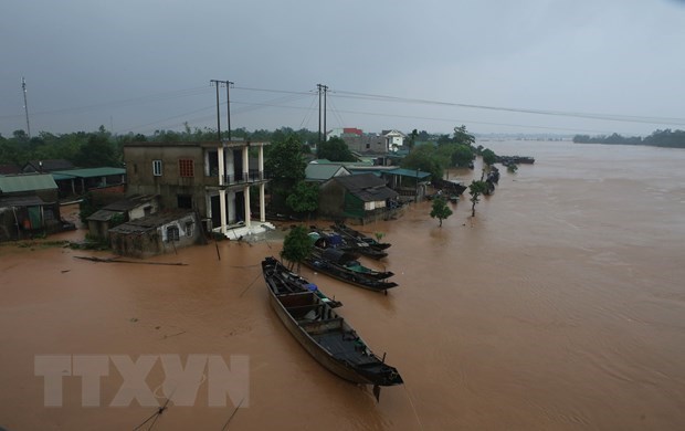 Aide indienne aux populations touchees par les inondations au Centre hinh anh 1