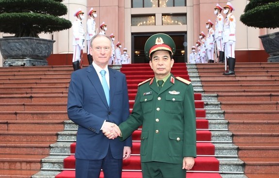 Vietnam et Russie renforcent leur cooperation dans la securite et la defense hinh anh 1