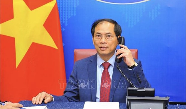 Renforcer le partenariat strategique Vietnam-Singapour et Vietnam-Inde hinh anh 2
