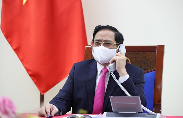 Vietnam-Japon : Conversation telephonique entre les Premiers ministres hinh anh 1