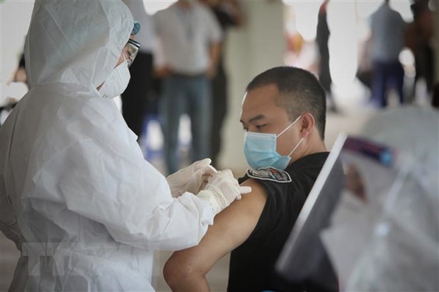 Le Vietnam recherche des sources d'approvisionnement en vaccins contre le COVID-19 hinh anh 1