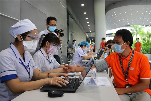 Ho Chi Minh-Ville entame sa plus grande campagne de vaccination anti-Covid-19 hinh anh 1