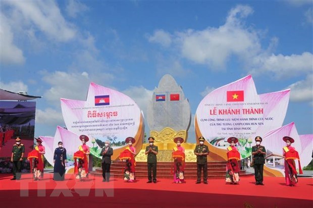 Binh Phuoc : des ouvrages commemorant le processus de salut national du PM cambodgien Hun Sen hinh anh 1