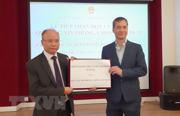 Des associations vietnamiennes et amis francais soutiennent le Fonds pour le vaccin anti-Covid-19 hinh anh 1