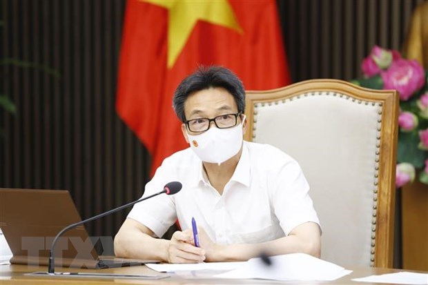 COVID-19 : le vice-Premier ministre Vu Duc Dam travaille avec Phu Yen et Khanh Hoa hinh anh 1