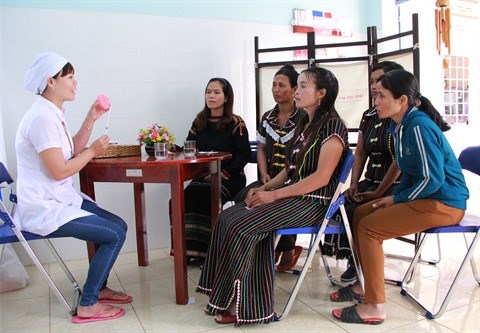 Le Vietnam assure des services de sante reproductive pendant la crise sanitaire hinh anh 1