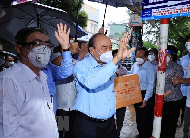 COVID-19 : le president Nguyen Xuan Phuc se rend a Ho Chi Minh-Ville hinh anh 2
