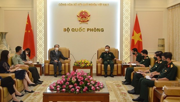 Vietnam-Chine : resserrement des relations de cooperation entre les armees hinh anh 1