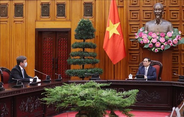 Le Premier ministre Pham Minh Chinh remercie la Pologne pour son aide au Vietnam hinh anh 1