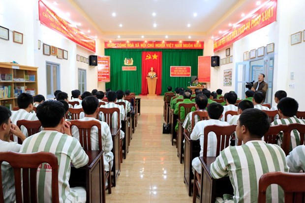 Le Vietnam amnistie plus de 3.000 prisonniers hinh anh 1
