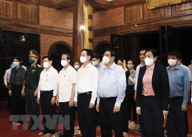 Le Premier ministre rend visite a la province de Thai Nguyen hinh anh 1