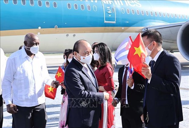 Le president Nguyen Xuan Phuc est arrive a La Havane pour une visite officielle a Cuba hinh anh 1