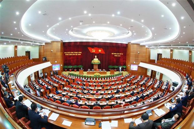Le 4e Plenum souligne la construction du Parti et du systeme politique hinh anh 3