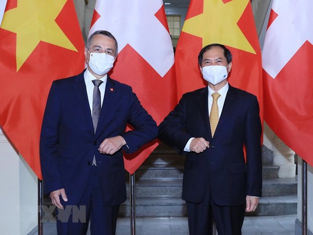 50 ans des relations diplomatiques Vietnam-Suisse : confiance et engagements pour le futur hinh anh 1