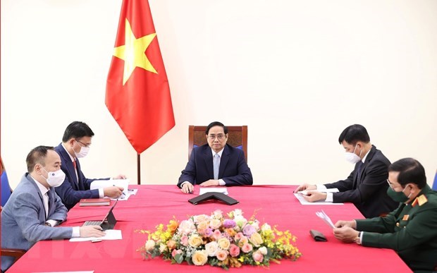 Le PM Pham Minh Chinh tient une conversation en ligne avec le vice-president turc Fuat Oktay hinh anh 1
