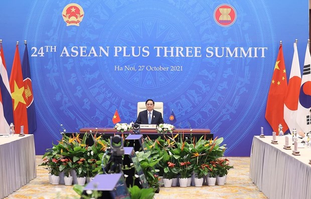 Le Premier ministre participe au 24e Sommet de l’ASEAN+3 hinh anh 1
