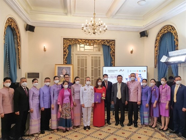 Education : Une enseignante vietnamienne recoit le “Princess Maha Chakri Award” de Thailande hinh anh 2