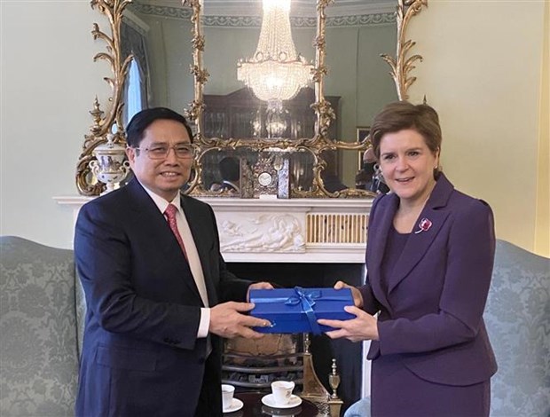 Le PM Pham Minh Chinh rencontre la PM ecossaisse Nicola Sturgeon hinh anh 1