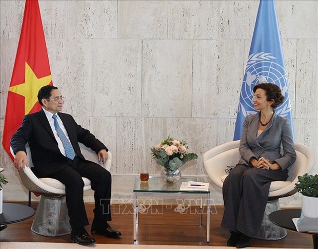 Le Premier ministre Pham Minh Chinh visite le siege de l'UNESCO a Paris hinh anh 1