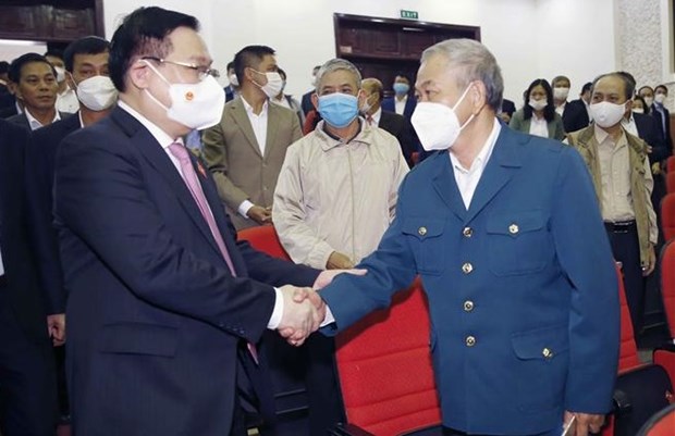 Le president de l’Assemblee nationale rencontre l’electorat de Hai Phong hinh anh 1