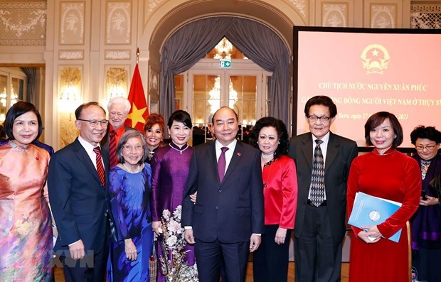 Le president salue les contributions de la diaspora vietnamienne en Suisse hinh anh 1