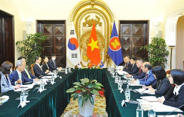 Le Vietnam et la Republique de Coree se consultent sur les liens avec l’ASEAN hinh anh 1