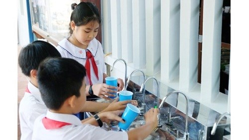 «Mizuiku - J'aime l'eau propre» sensibilise les enfants a la protection de l'eau hinh anh 1