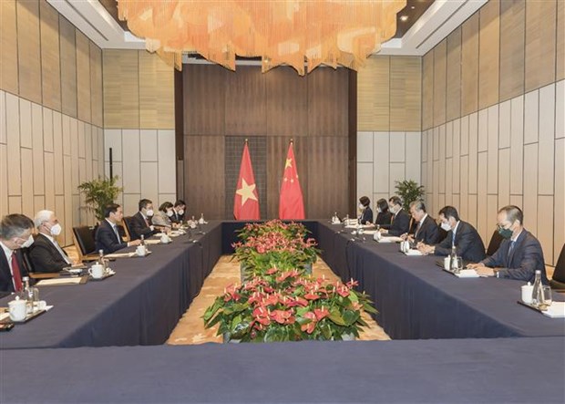 Entretien entre les ministres vietnamien et chinois des Affaires etrangeres hinh anh 2