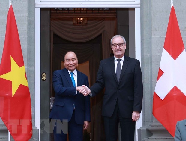 La tournee du president Nguyen Xuan Phuc en Suisse et en Russie a ete couronnee de succes hinh anh 1