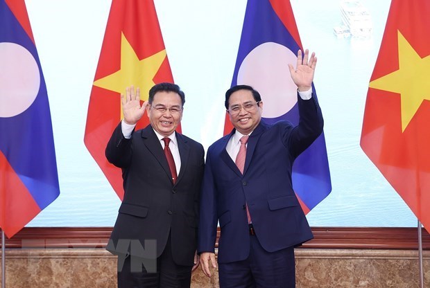 Entrevue entre le PM Pham Minh Chinh et le president de l'AN lao Saysomphone Phomvihane hinh anh 1