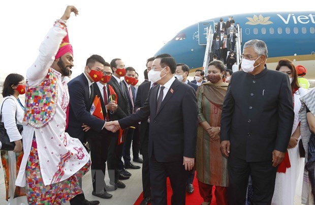 Le president de l’AN du Vietnam entame une visite officielle en Inde hinh anh 1