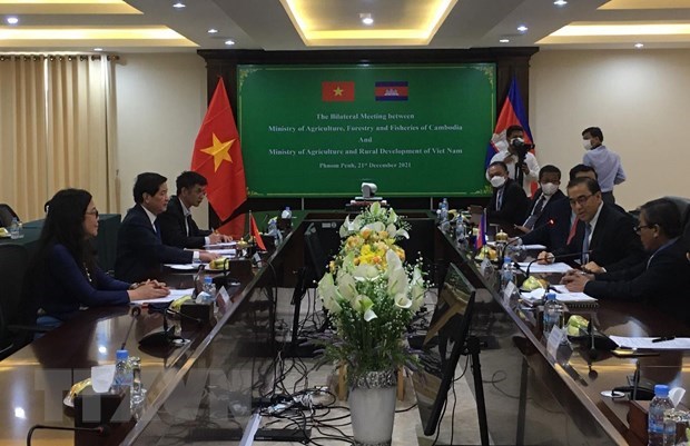 Le Vietnam et le Cambodge cooperent plus sur l’agriculture, la sylviculture et la peche hinh anh 1