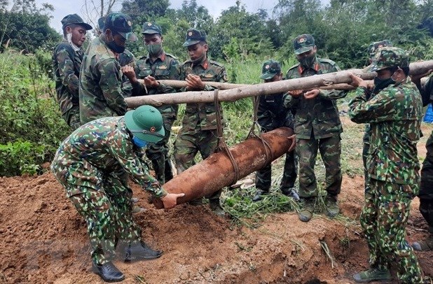 Decouverte d'une bombe de 250 kg a Lam Dong hinh anh 1