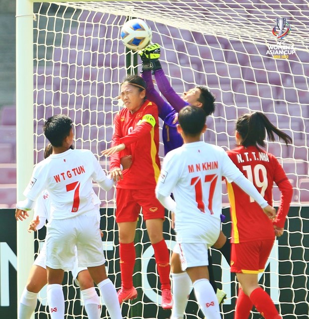 L'equipe feminine de football du Vietnam se qualifie pour les quarts de finale de la Coupe d'Asie hinh anh 1
