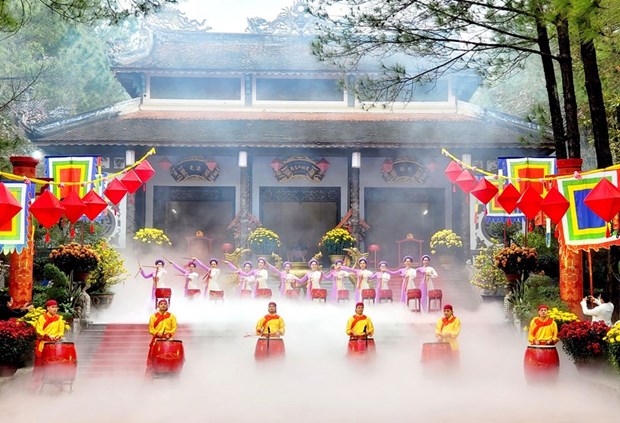 A Hue, le temple de la princesse Huyen Tran en fete hinh anh 1