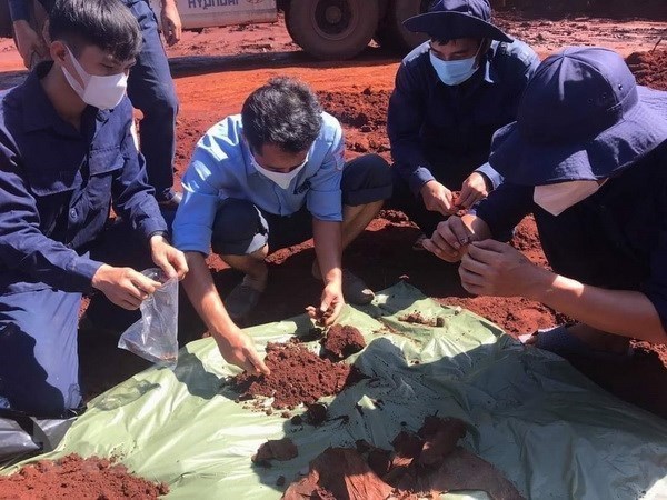 Les operations reprennent pour rapatrier les restes des soldats morts au Cambodge hinh anh 1